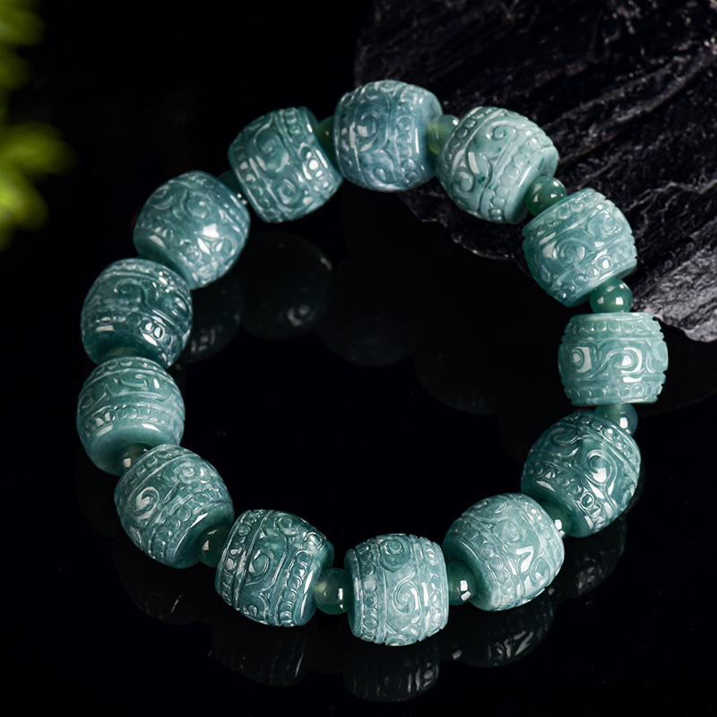 Natural Burmese Jadeite Carved - đánh giá và giá Beading